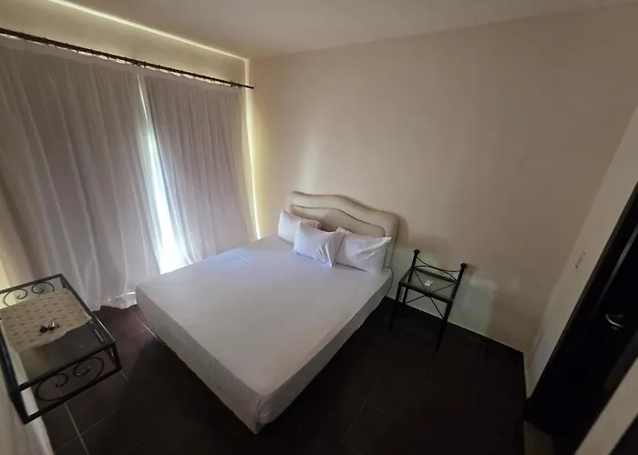 Cozy One Bedroom In Porto